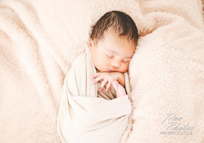 when to have a newborn photoshoot